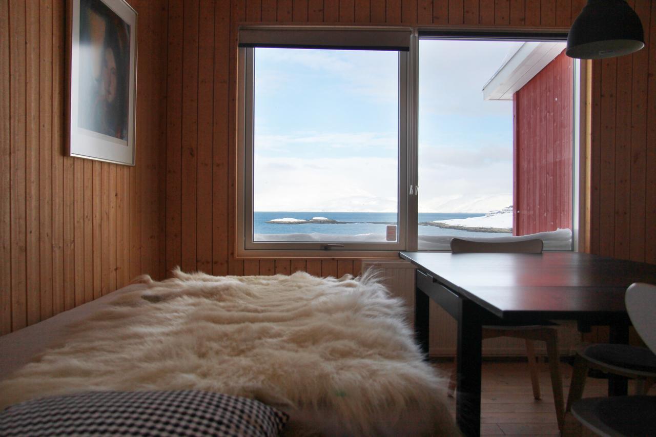 Inuk Hostels Nuuk Exterior foto